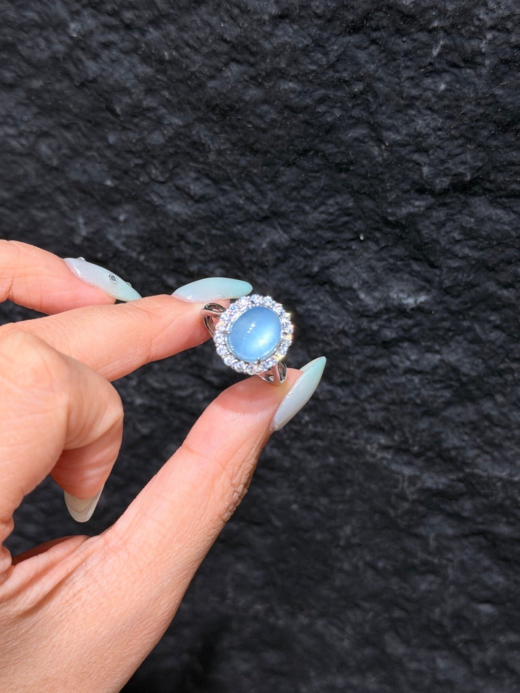 Adjustable Aquamarine Oval Halo Ring – Glacier