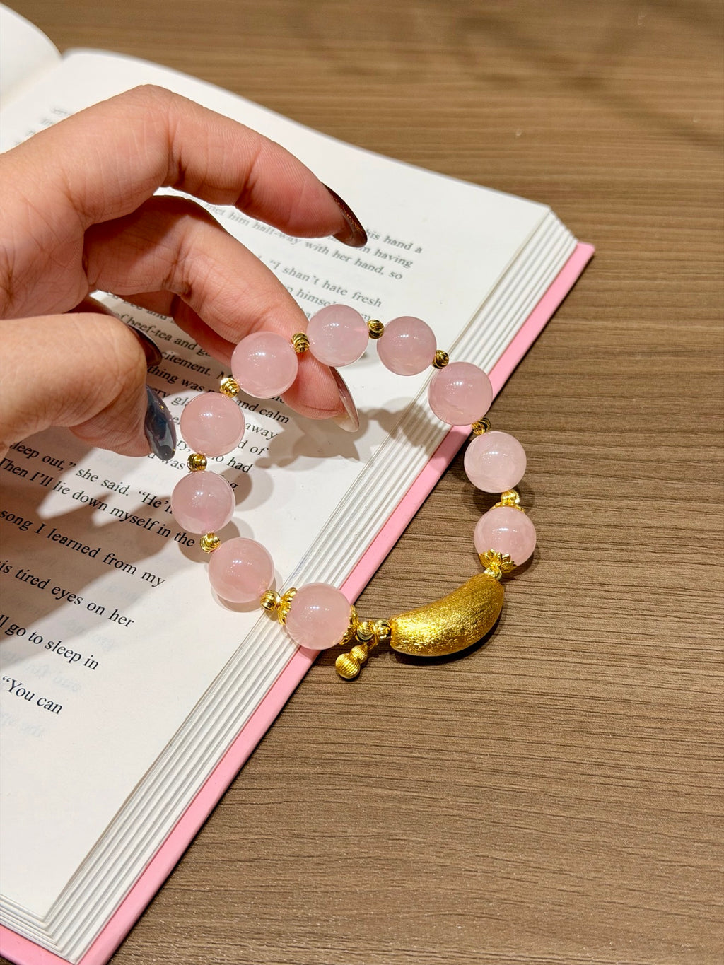 Peach Mist Sweetheart Bracelet