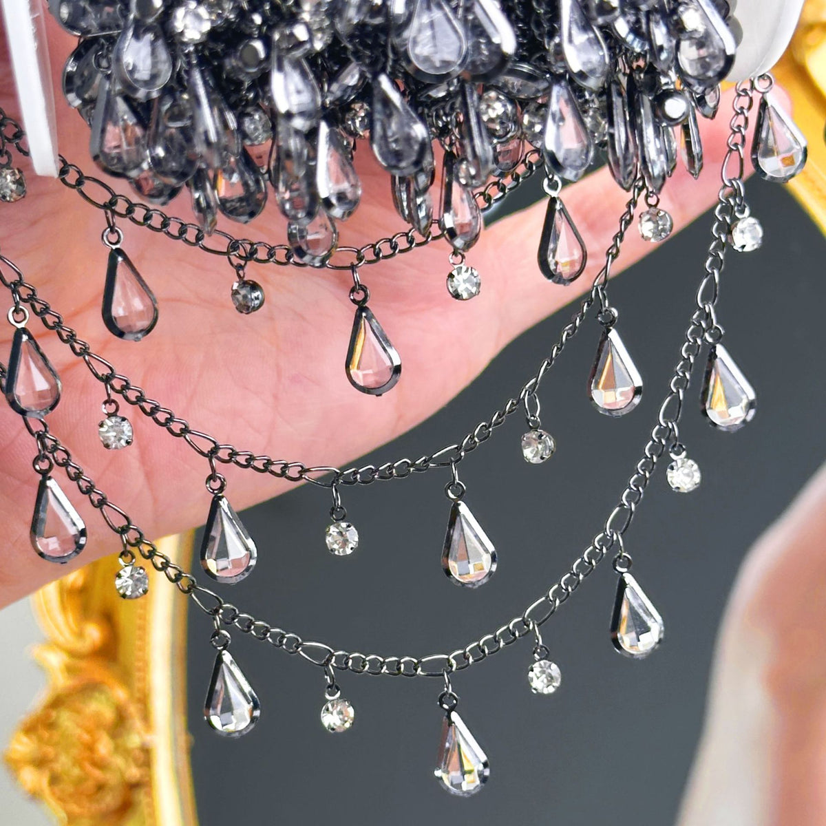 White Teardrop Chain – 10 Meters