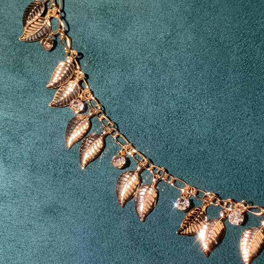 Swaying Leaf Crystal Fringe Chain – 10 Meters
