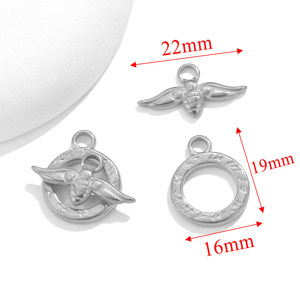 Steel bee toggle clasps with red dimension arrows showing 22mm, 19mm, and 16mm on white background