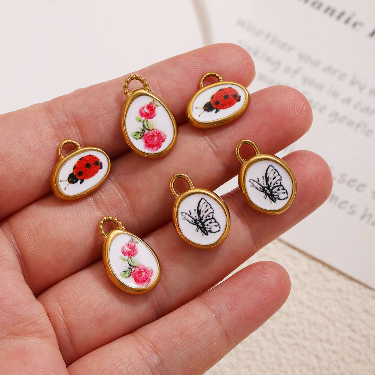18K Gold-Plated Stainless Steel Vintage Printed Enamel Pendant Charm 3pcs