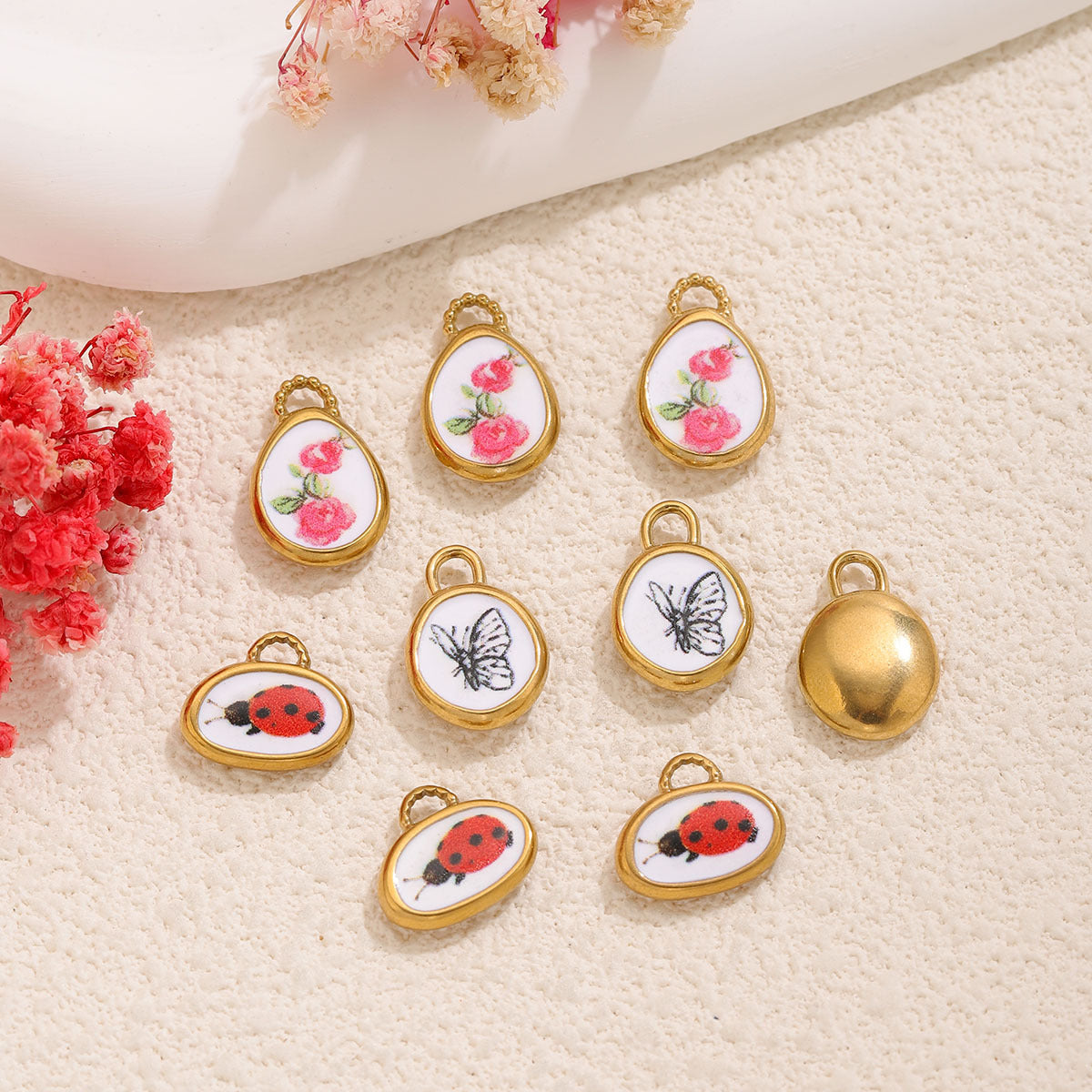 18K Gold-Plated Stainless Steel Vintage Printed Enamel Pendant Charm 3pcs