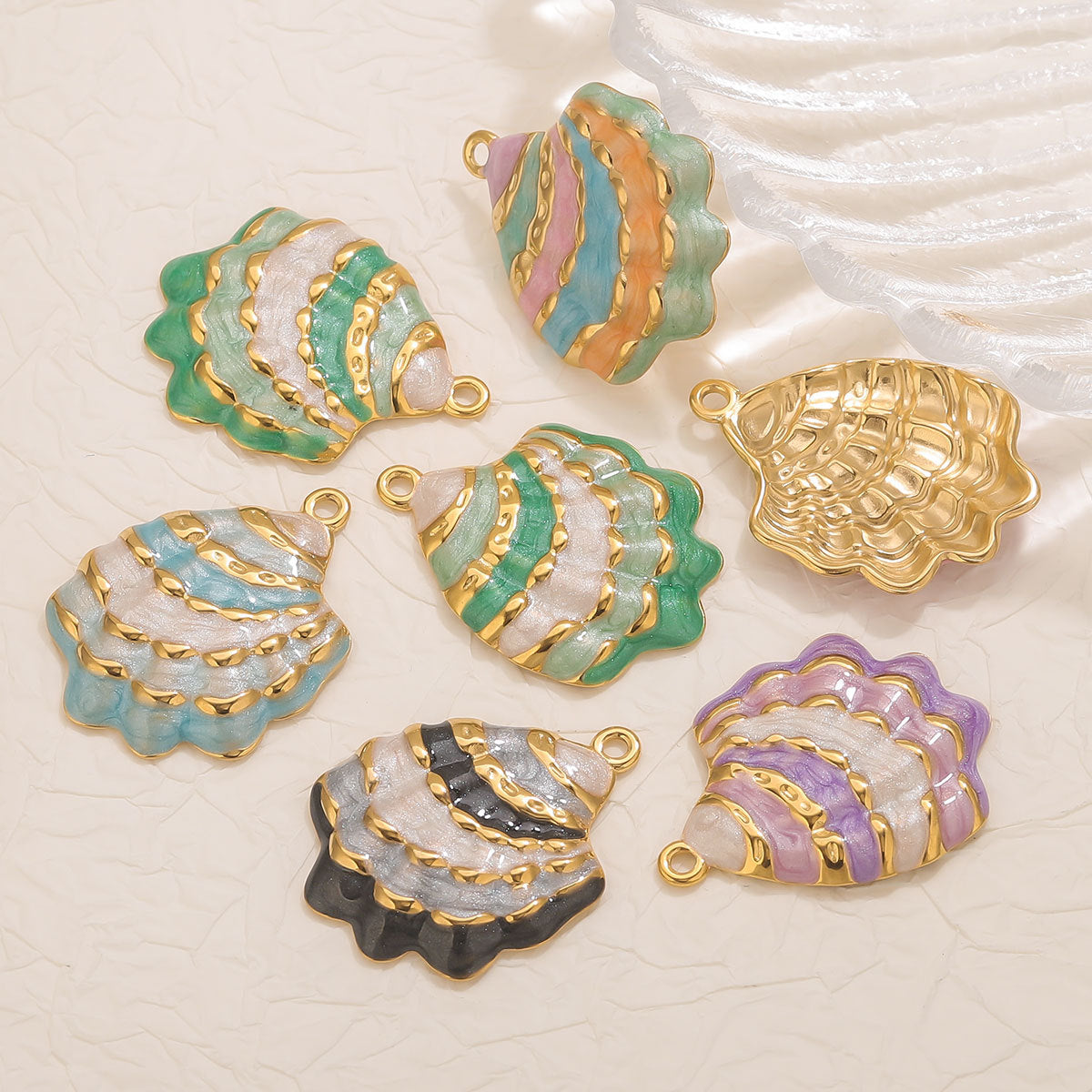 18K Gold-Plated Stainless Steel Enamel Seashell Pendant Charm 2pcs