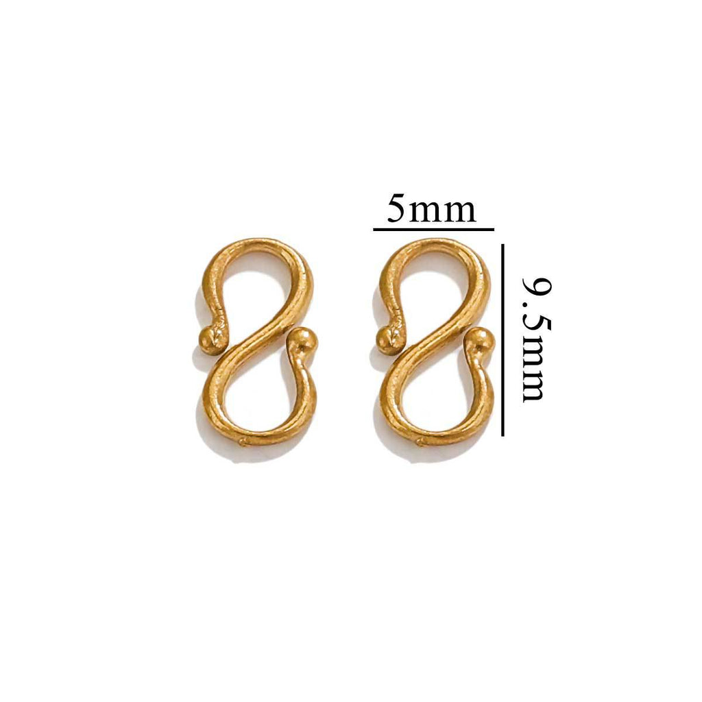 Two gold S-shaped hook clasps with 5mm by 9.5mm measurements on a white background.