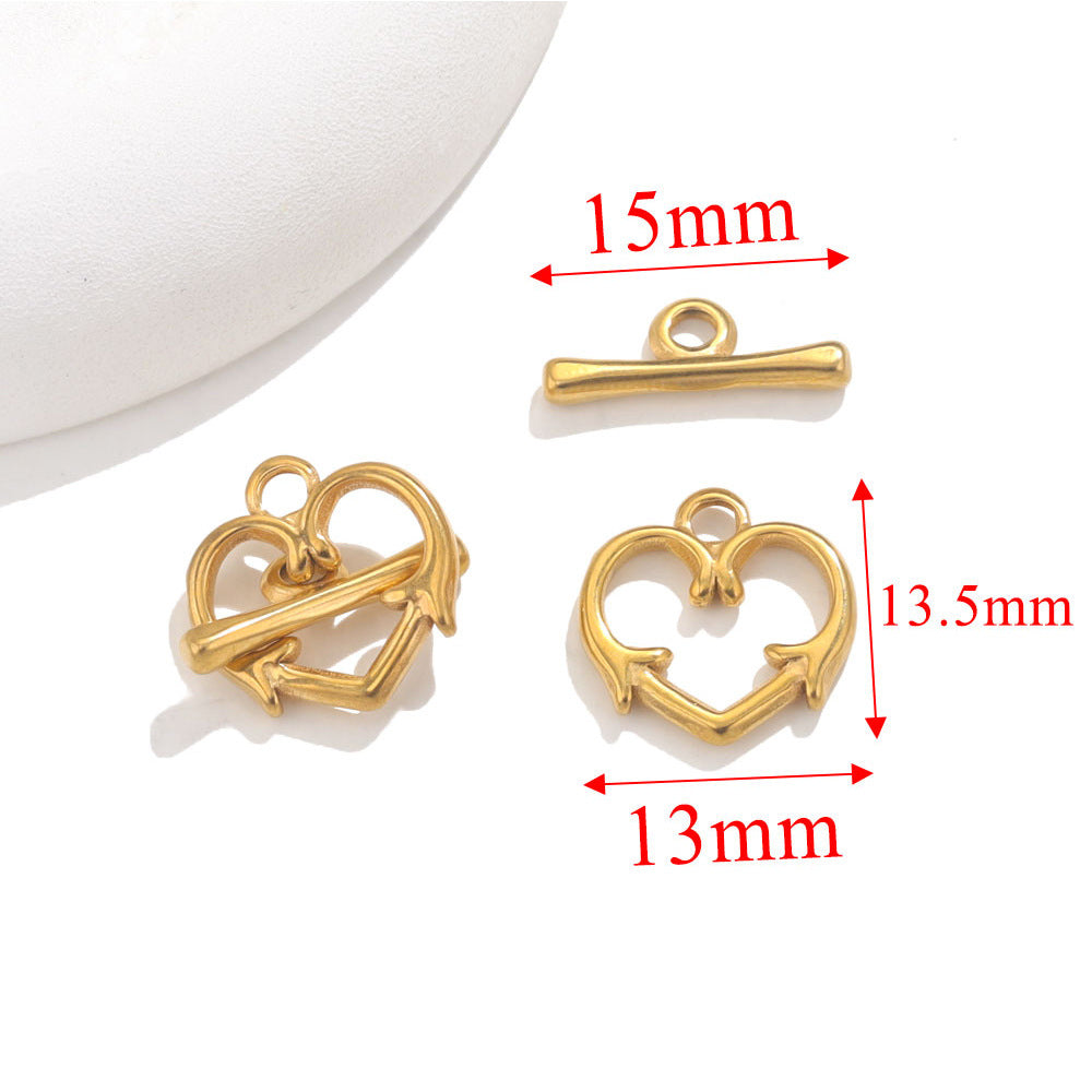 Gold heart-shaped toggle clasps with dimension lines showing 13mm, 13.5mm, 15mm, on white background