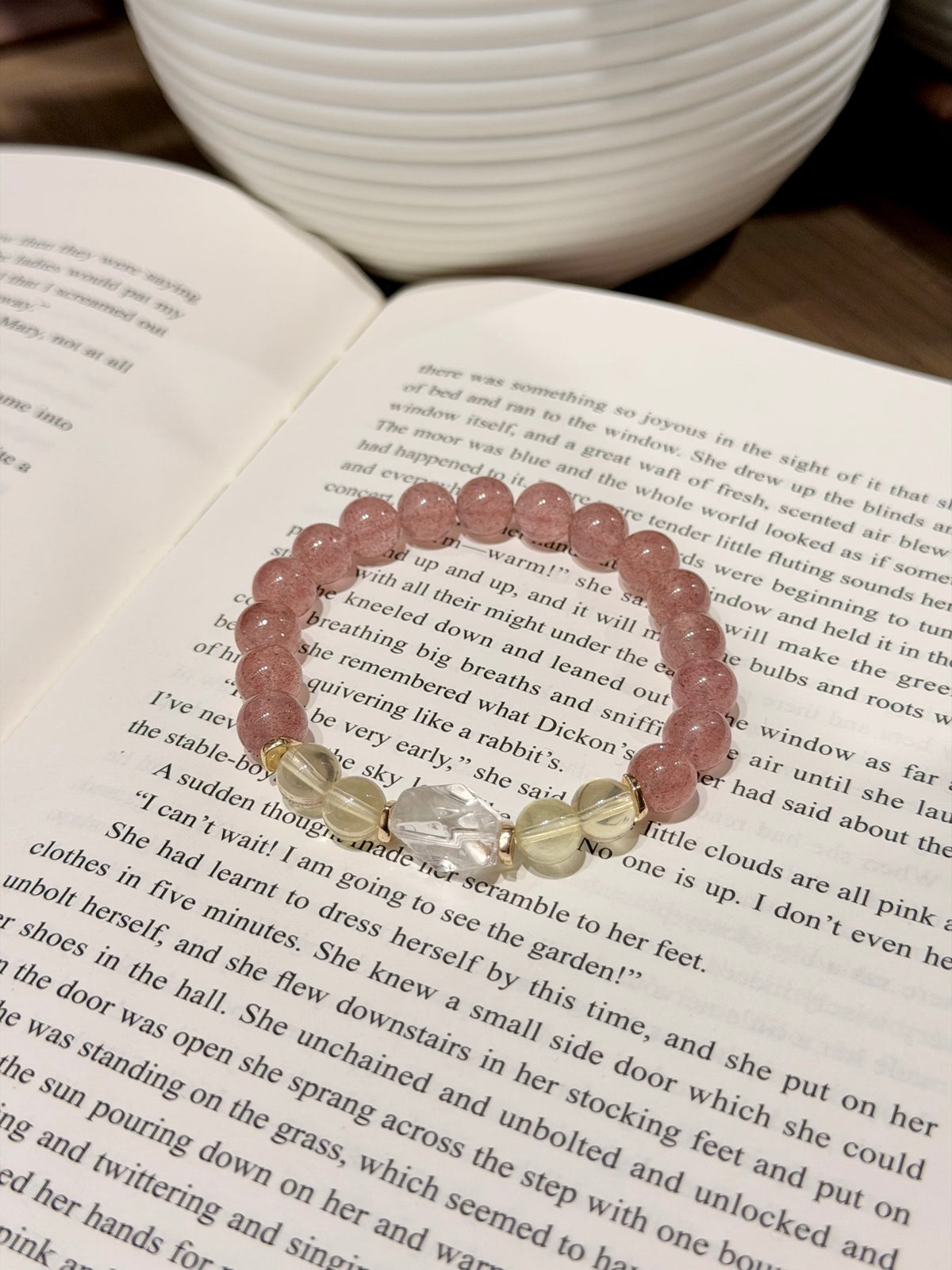 Strawberry quartz bracelet with citrine beads on Have a nice day card